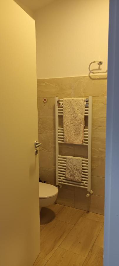 Insula -- Telti Hotel Bagian luar foto