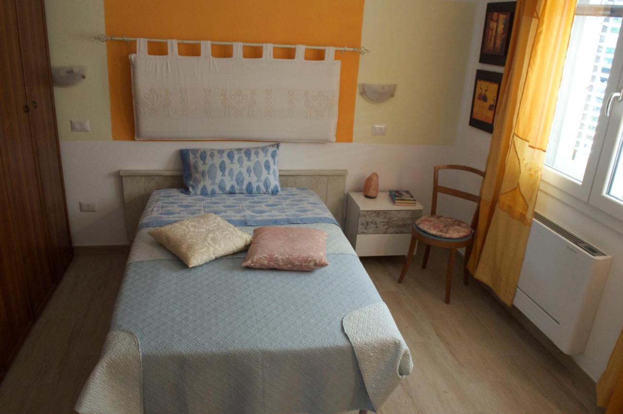 Insula -- Telti Hotel Bagian luar foto